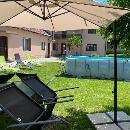 Amazing 1 Bed Flat Craiova Exterior foto